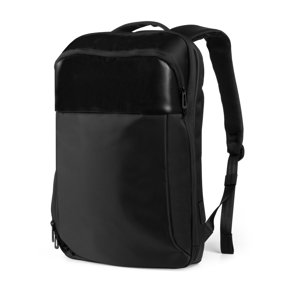 Mochila-de-Poliester-USB-23-Litros-15984-1677700983.jpg