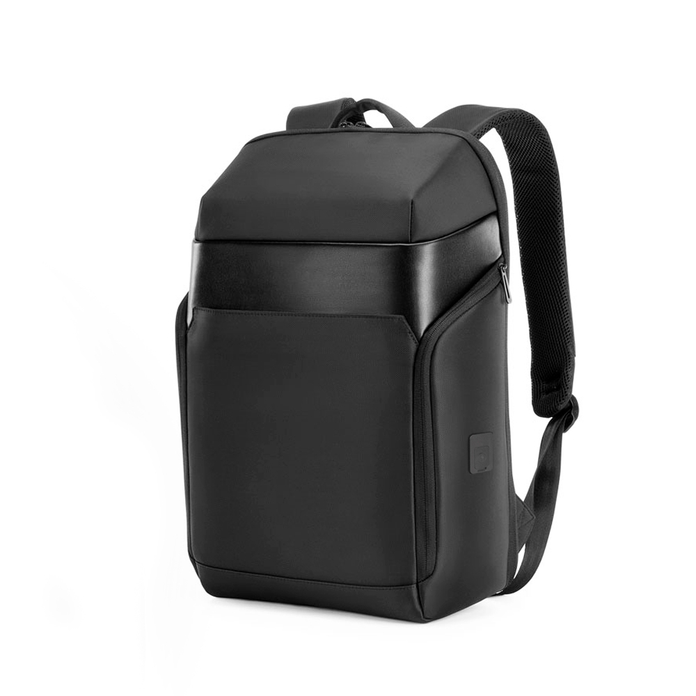 Mochila-de-Poliester-USB-25-Litros-15978-1677699286.jpg